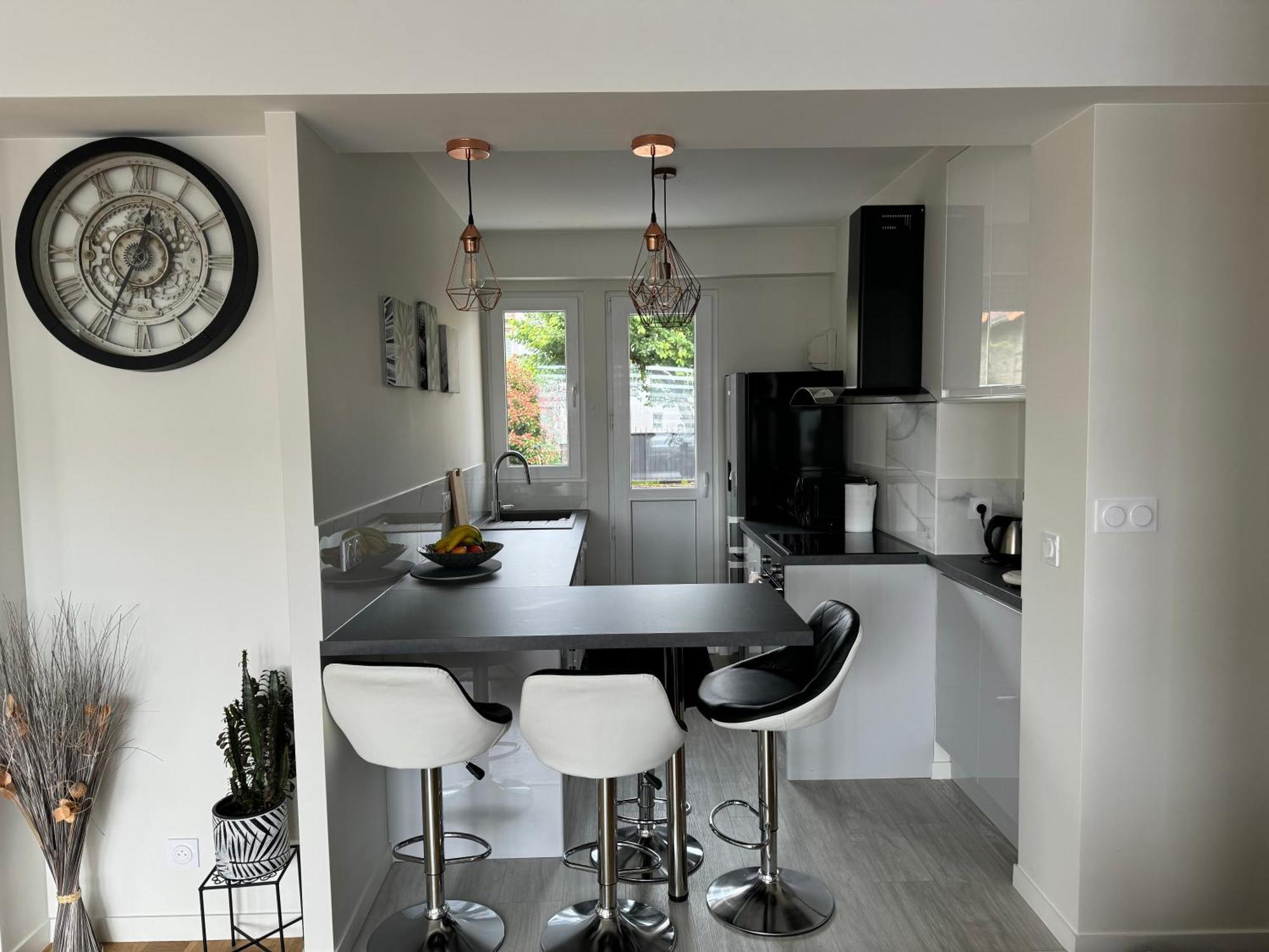 Appartement Chaleureux Et Spacieux T3 Лимож Екстериор снимка