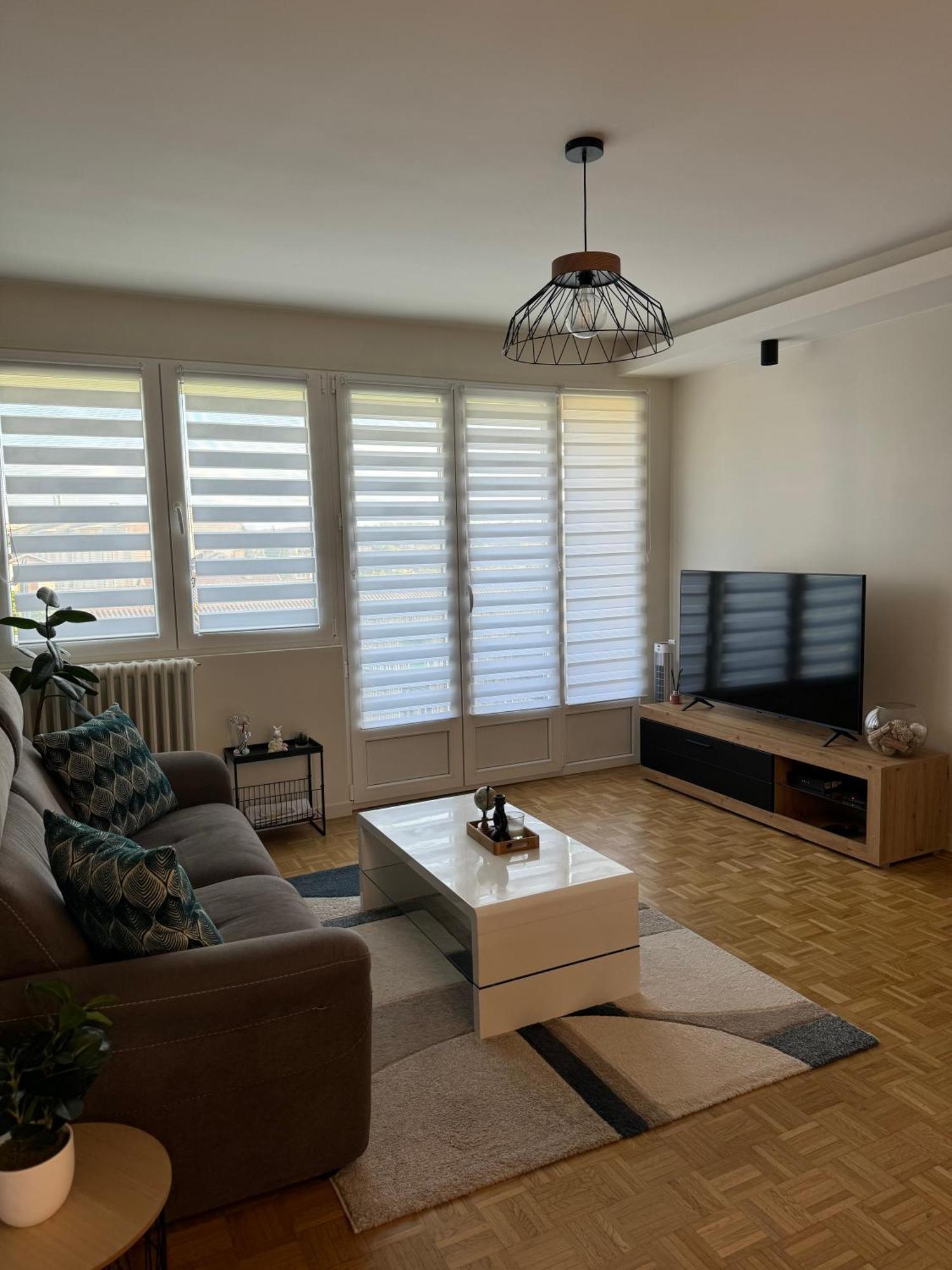 Appartement Chaleureux Et Spacieux T3 Лимож Екстериор снимка